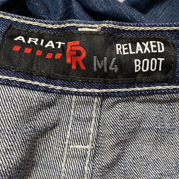 Ariat FR M4 Relaxed Boot Jeans  42x34 - Picture 3 of 3